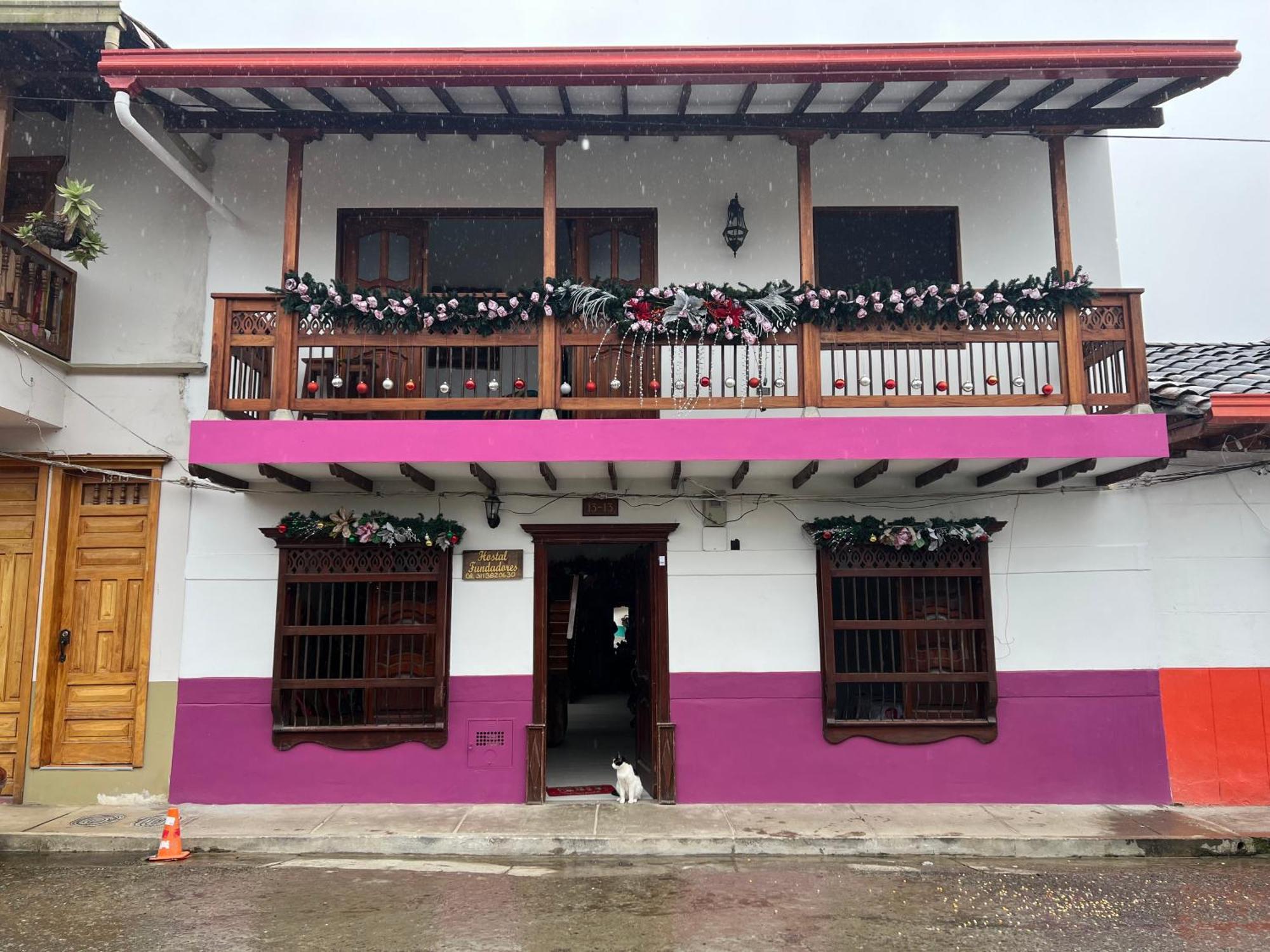 Hostal Famihotel Fundadores Jardín Exterior foto